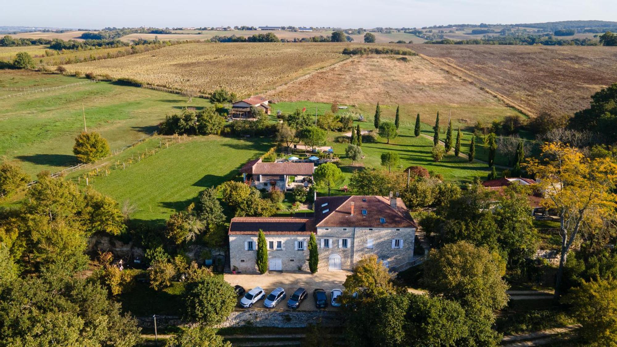 Chambre D'Hotes L'Altitude - Domaine La Rose Des Vents Castelnau-sur-l'Auvignon Bagian luar foto